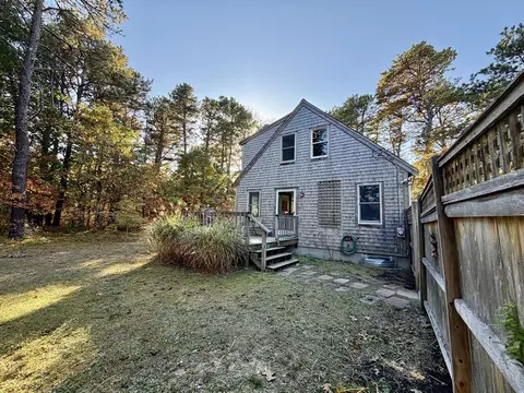 Exterior - 46 Spring Brook Rd, Wellfleet, MA 02667 photo 4 of 9
