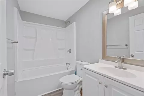 199 Roberts St, Woonsocket, RI 02895 photo 14