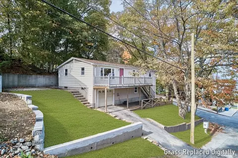 199 Roberts St, Woonsocket, RI 02895