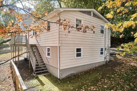 199 Roberts St, Woonsocket, RI 02895 photo 25
