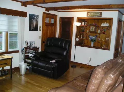 598 Elm St E, Raynham, MA 02767 photo 14