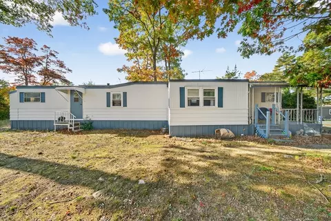 59 Timber Ln, Wareham, MA 02576