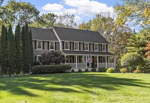 4 Celestial Way, Pepperell, MA 01463