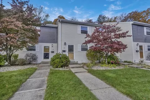 142 Autumn St #G, Agawam, MA 01001