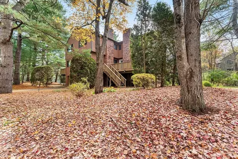 52 Treetop Park # 52, Westborough, MA 01581