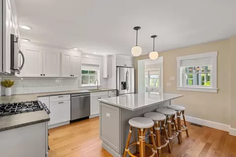 Kitchen - 36 Autumn Cir, Canton, MA 02021 photo 1 of 3