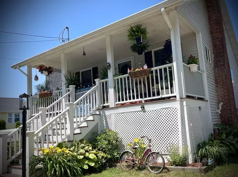 53 Mountford, Hull, MA 02045