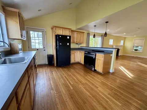 53 Mountford, Hull, MA 02045 photo 4