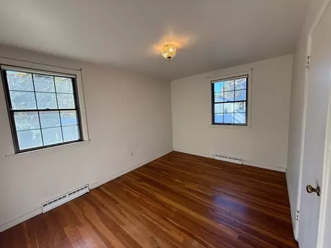 Bedroom - 4 Munroe Dr, Plainville, MA 02762 photo 1 of 3