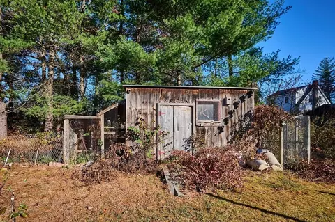 Exterior - 5 Lownds Ave, Easthampton, MA 01027 photo 6 of 6