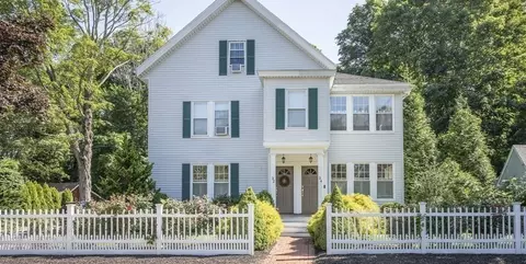 32 Billings St #A, Sharon, MA 02067