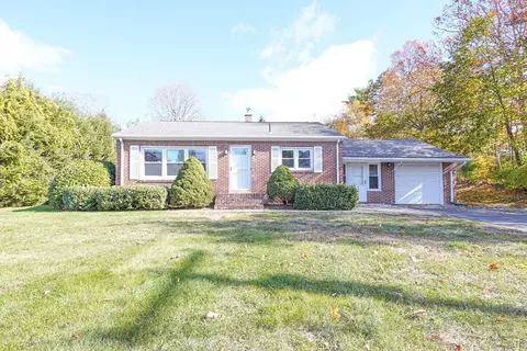 344 Stony Hill Rd, Wilbraham, MA 01095