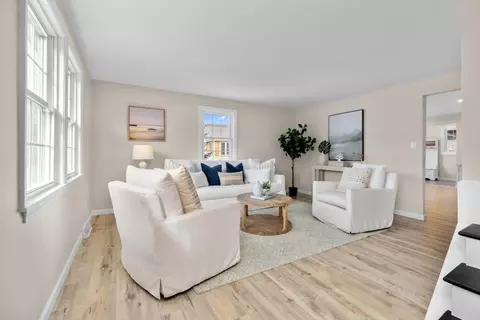 11 Leon St, Marshfield, MA 02050 photo 9