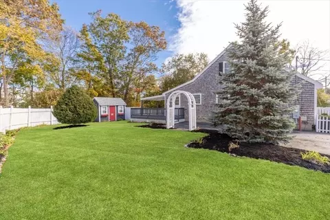 11 Leon St, Marshfield, MA 02050 photo 3