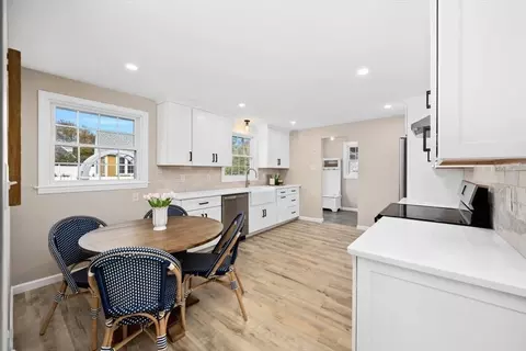 11 Leon St, Marshfield, MA 02050 photo 7