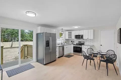 1130 Burnett Rd, Chicopee, MA 01020