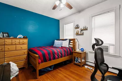 574 E 3rd St, Boston, MA 02127 photo 18