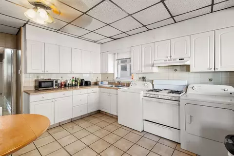574 E 3rd St, Boston, MA 02127 photo 23