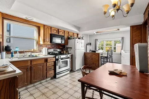 574 E 3rd St, Boston, MA 02127 photo 27