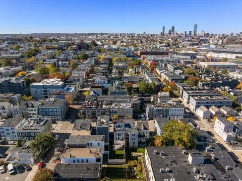 574 E 3rd St, Boston, MA 02127 photo 37