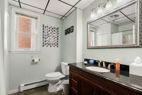 574 E 3rd St, Boston, MA 02127 photo 10