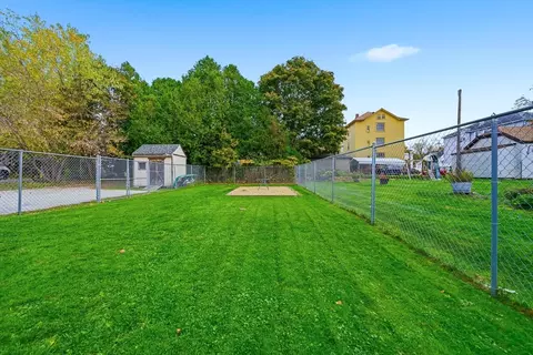 31 Whitcomb St, Webster, MA 01570 photo 35