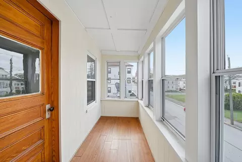 31 Whitcomb St, Webster, MA 01570 photo 9