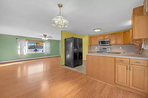 36 Berkshire Cir, Ware, MA 01082 photo 5