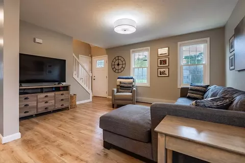 20 Forestview Dr, Fairhaven, MA 02719 photo 6