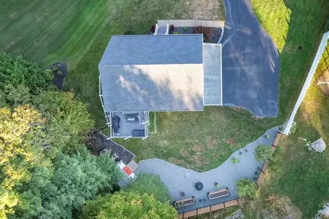 20 Forestview Dr, Fairhaven, MA 02719 photo 18