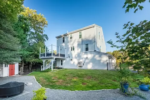 20 Forestview Dr, Fairhaven, MA 02719 photo 17