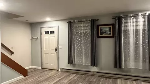 5 Hinman St #4, Sturbridge, MA 01518