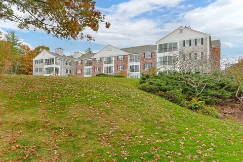 7 Hilltop, Sandwich, MA 02563