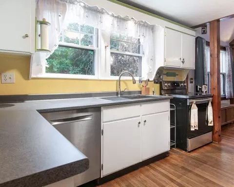 Kitchen - 39 Central St, Middleton, MA 01949 photo 1 of 2
