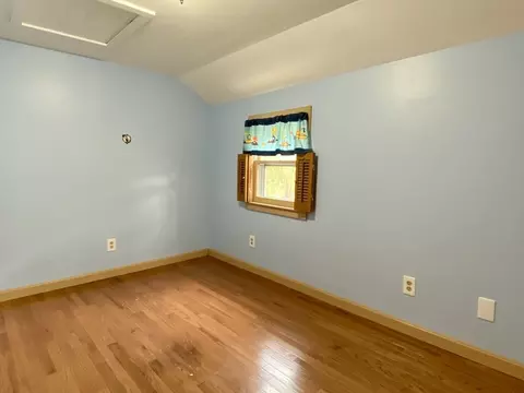 Bedroom - 39 Central St, Middleton, MA 01949 photo 5 of 5