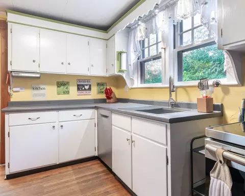 Kitchen - 39 Central St, Middleton, MA 01949 photo 2 of 2