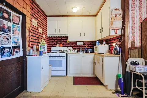 212-218 Lowell St, Fall River, MA 02721 photo 21