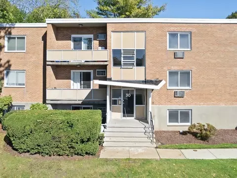 30 Jacqueline Rd #C, Waltham, MA 02452