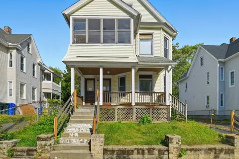 20 Webster St, Springfield, MA 01104