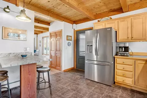 12 Pine Hill Rd, Easthampton, MA 01027 photo 6
