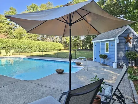 12 Pine Hill Rd, Easthampton, MA 01027 photo 32