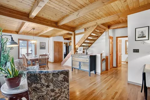 12 Pine Hill Rd, Easthampton, MA 01027 photo 9