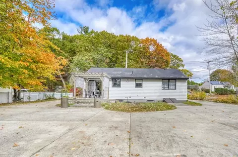 Exterior - 38 Appleton St, Saugus, MA 01906 photo 10 of 13