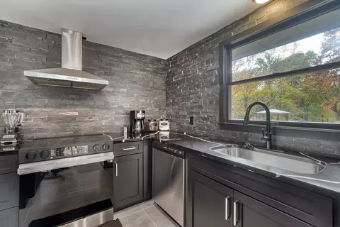 Kitchen - 38 Appleton St, Saugus, MA 01906 photo 4 of 5