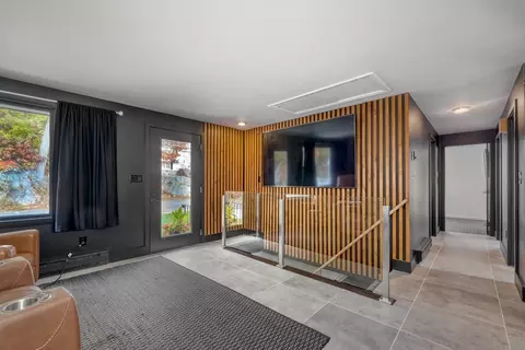 Entry Way - 38 Appleton St, Saugus, MA 01906 photo 1 of 2