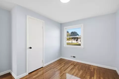 Bedroom - 105 Denwall Dr, Springfield, MA 01119 photo 2 of 6