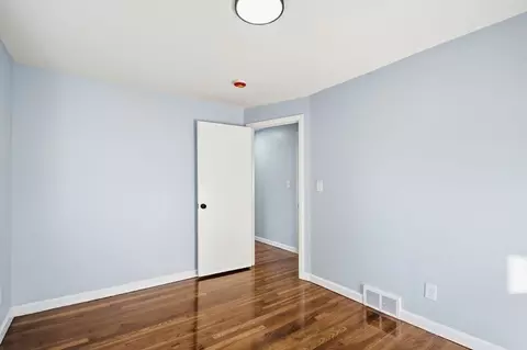 Bedroom - 105 Denwall Dr, Springfield, MA 01119 photo 6 of 6