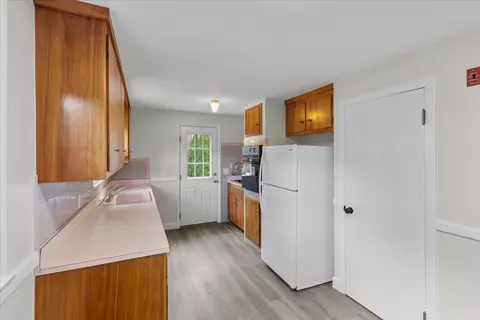 187 Vincent Rd, Dedham, MA 02026 photo 10