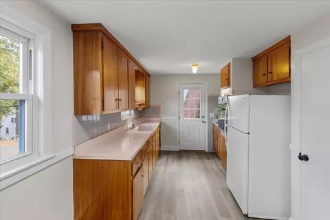 187 Vincent Rd, Dedham, MA 02026 photo 9