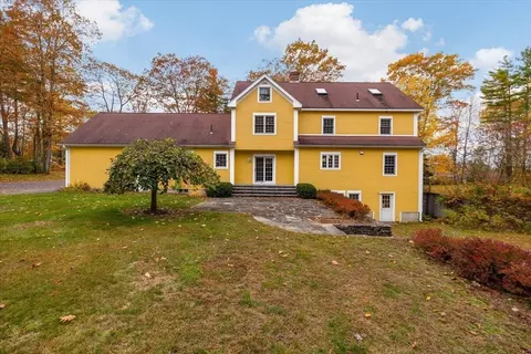 Exterior - 275 Petersham Rd, Phillipston, MA 01331 photo 4 of 8